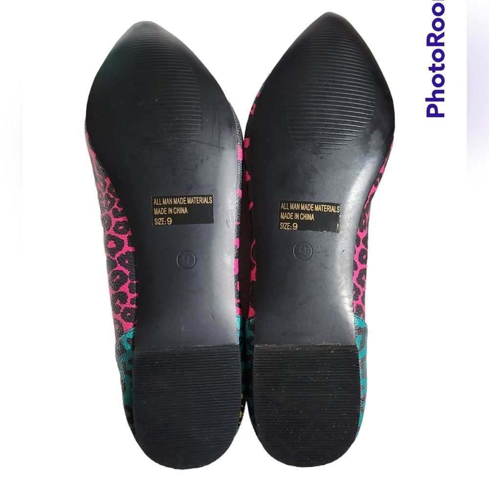 80s Style Shoes - Picture 2 of 3